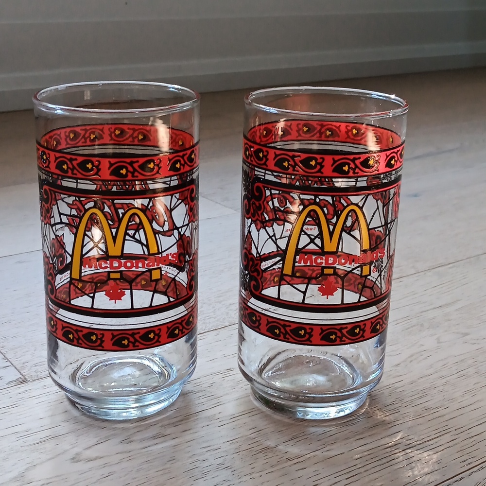 MCDONALDS Vintage COCA COLA Glasses